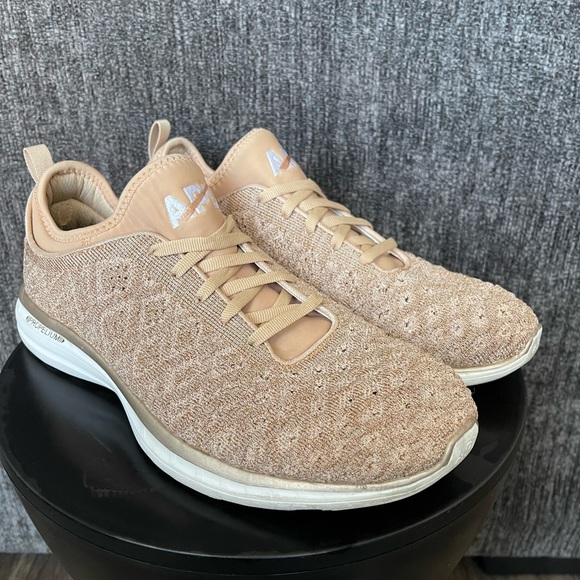 Women’s APL TechLoom Phantom Size 10 - Picture 3 of 14